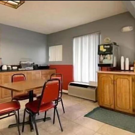 Regal Inn Guntersville By Oyo Hwy 431 Restoran foto