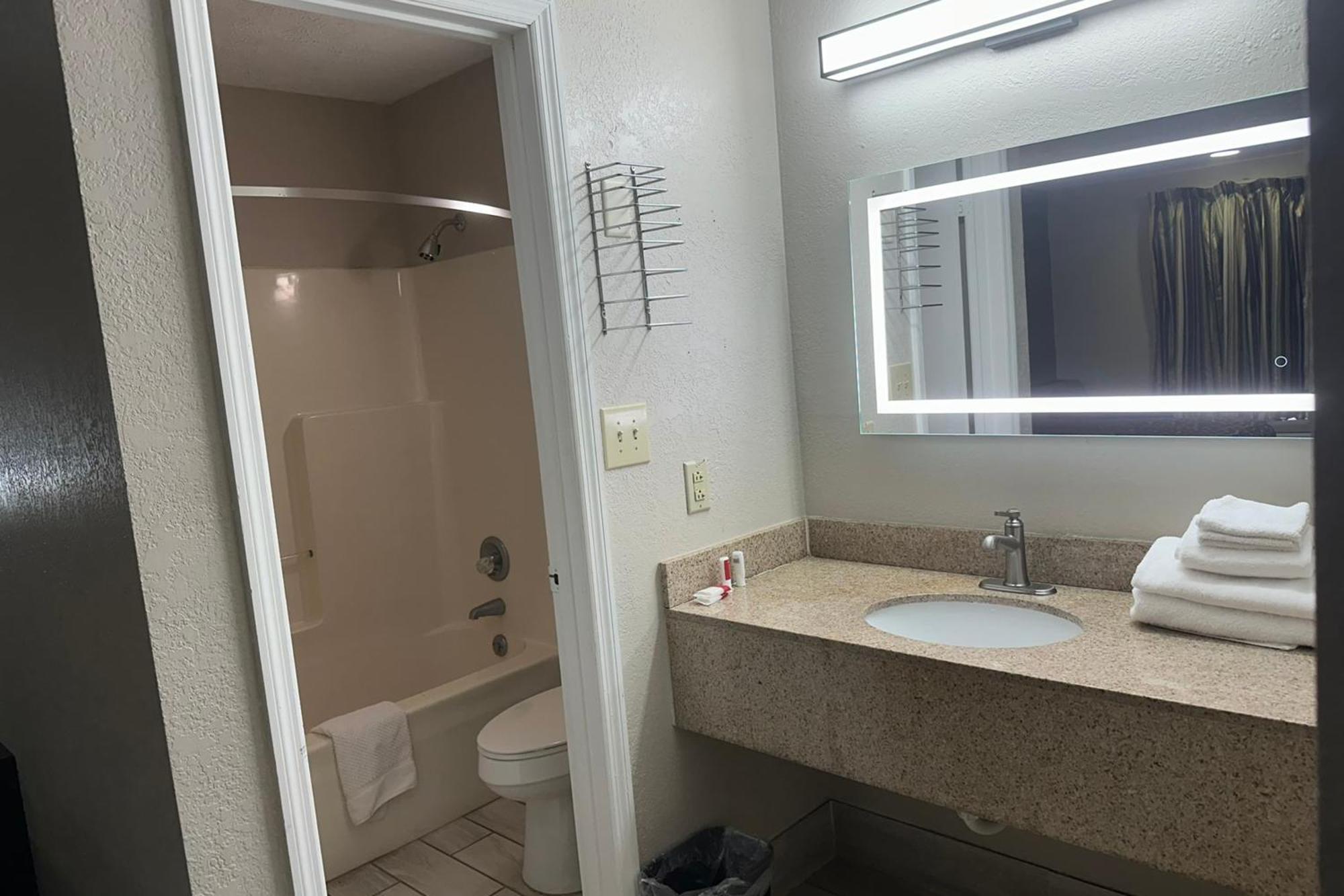 Regal Inn Guntersville By Oyo Hwy 431 Bagian luar foto